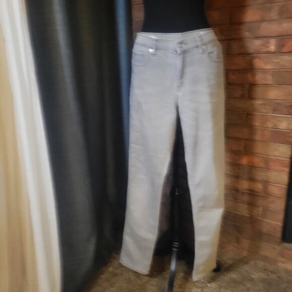 GAP Women's Girlfriend Gray Tapered Jean - Size 8/29 - Picture 4 of 12